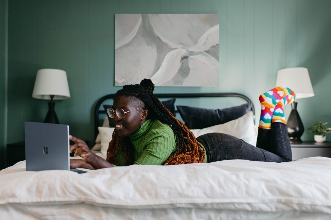 Person with colourful socks wanting to write a follow-up email