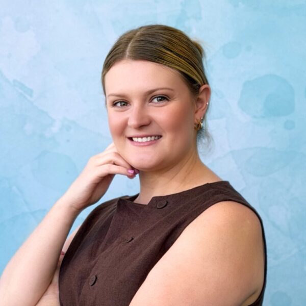 Kate Lowe Headshot | Verve Partners Recruitment Talent Specialist